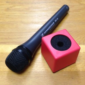 Microphone_Cube__4e45430cae324.jpg