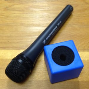 Microphone_Cube__4e45430cae324.jpg