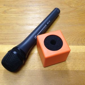 Microphone_Cube__4e45430cae324.jpg